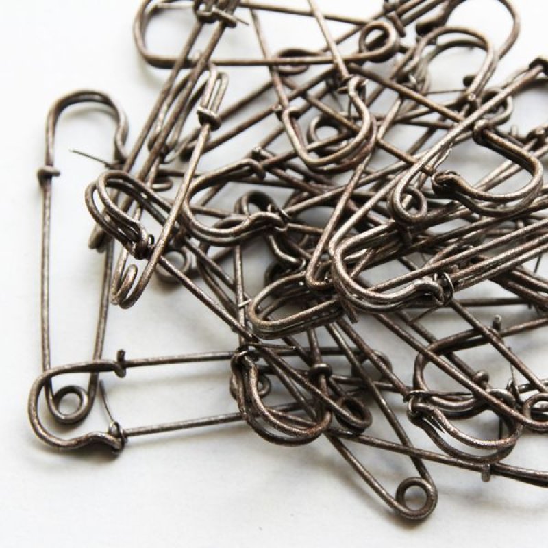 画像4: ★STEP3★ THE LETTERS オリジナル赤錆メッキ カブトピン (4)