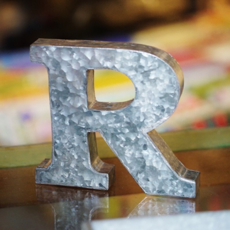 画像2: SALE ブリキのアルファベット　A-Z　イニシャルをディスプレイ (2)